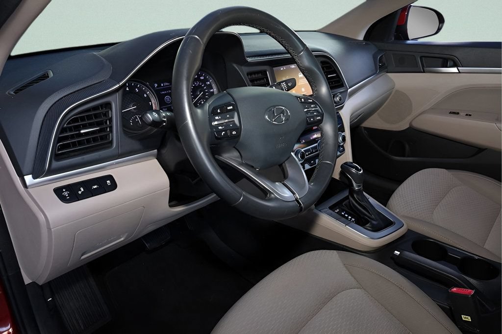Used 2019 Hyundai Elantra Value Edition FWD image 18