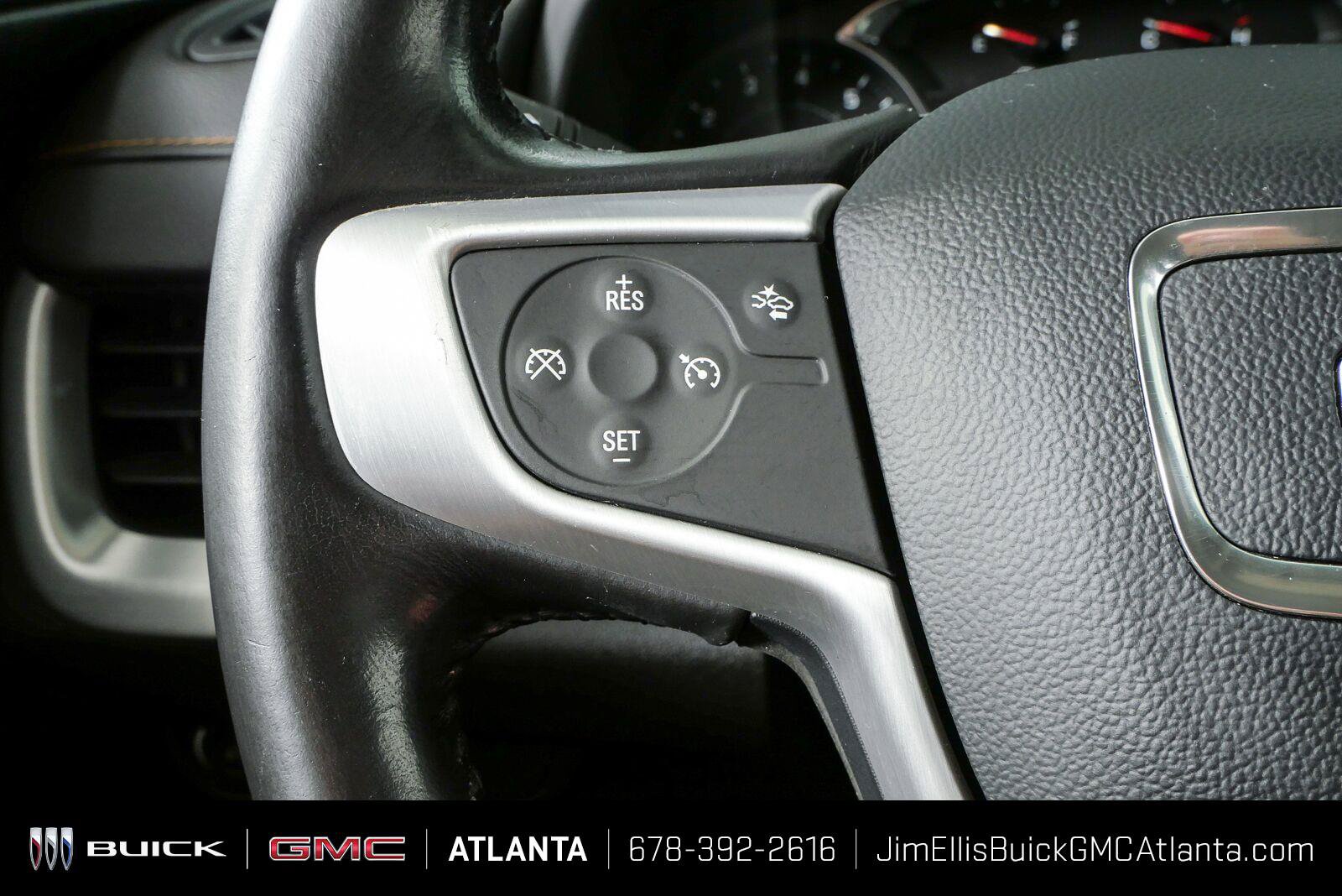 Used 2020 GMC Terrain SLE w/ Driver Convenience Package FWD image 10