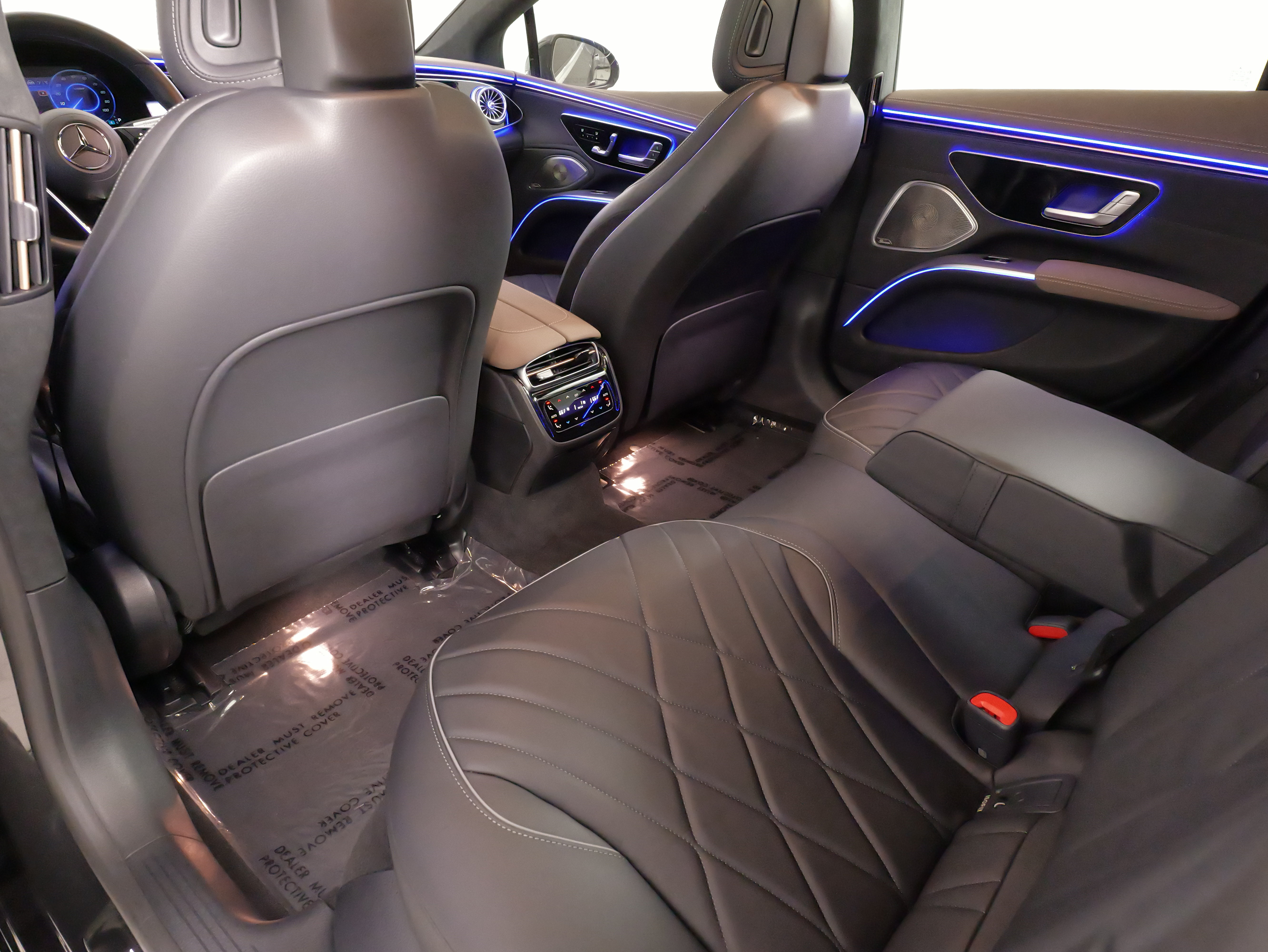 Used 2023 Mercedes-Benz EQS 580 4MATIC Sedan image 37