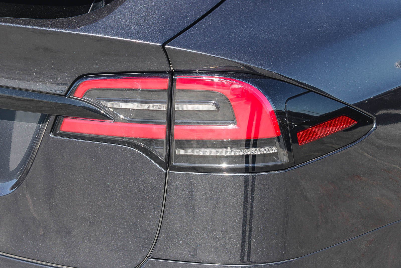 Used 2024 Tesla Model X AWD/4WD image 10