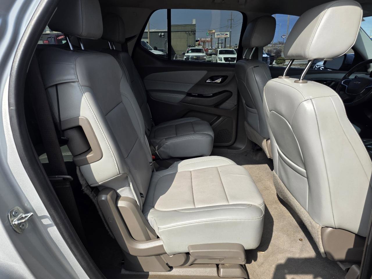 Used 2020 Chevrolet Traverse Premier image 16