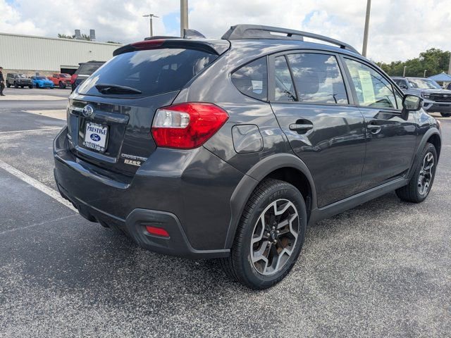Used 2017 Subaru Crosstrek 2.0i Limited image 5