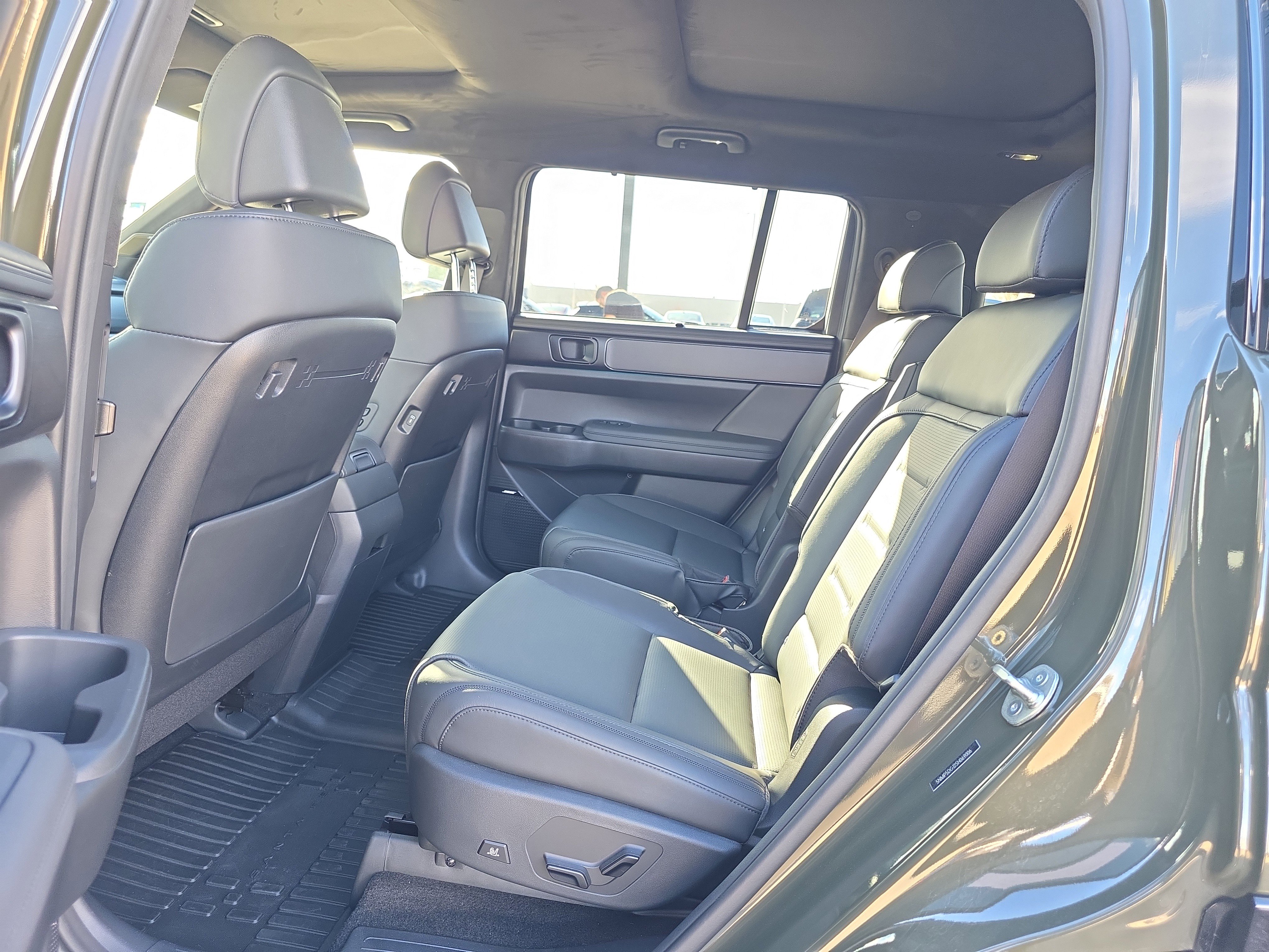 Certified 2025 Hyundai Santa Fe Calligraphy image 4