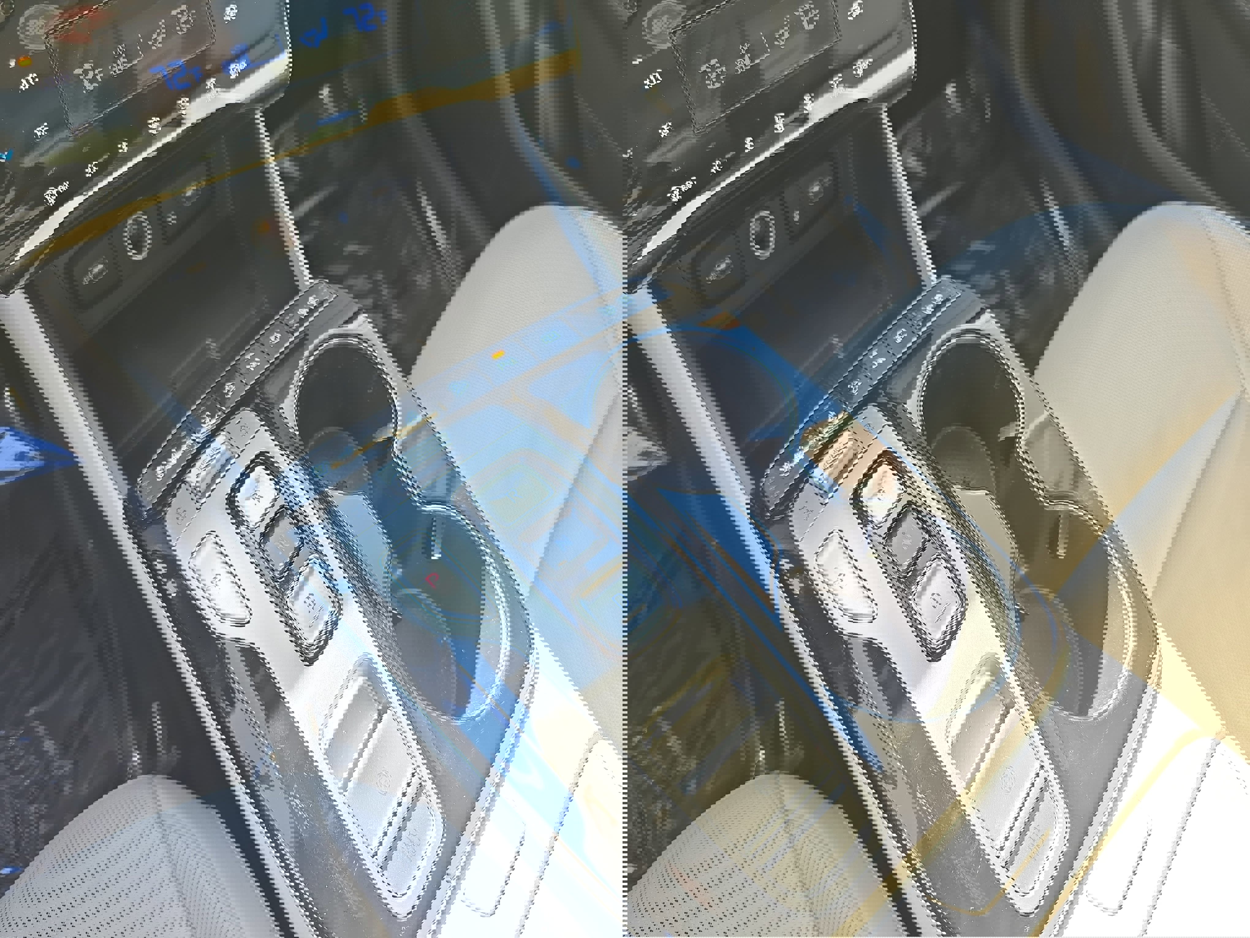 Used 2024 Hyundai Tucson Limited image 22