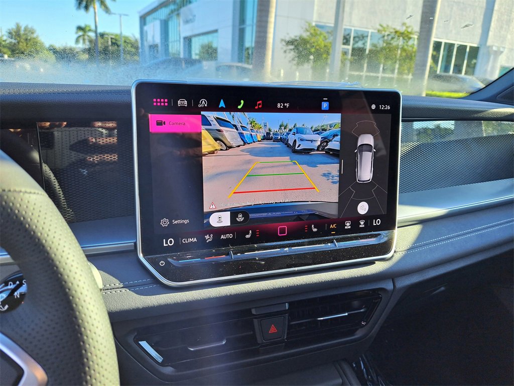 New 2026 Volkswagen Tiguan SE R-Line image 11