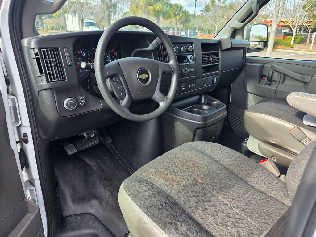 Used 2024 Chevrolet Express 2500 Work Van w/ Driver Convenience Package image 10