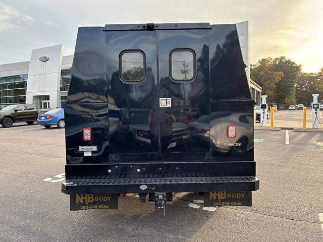 Used 2022 Ford F450 XLT w/ XLT Value Package image 6