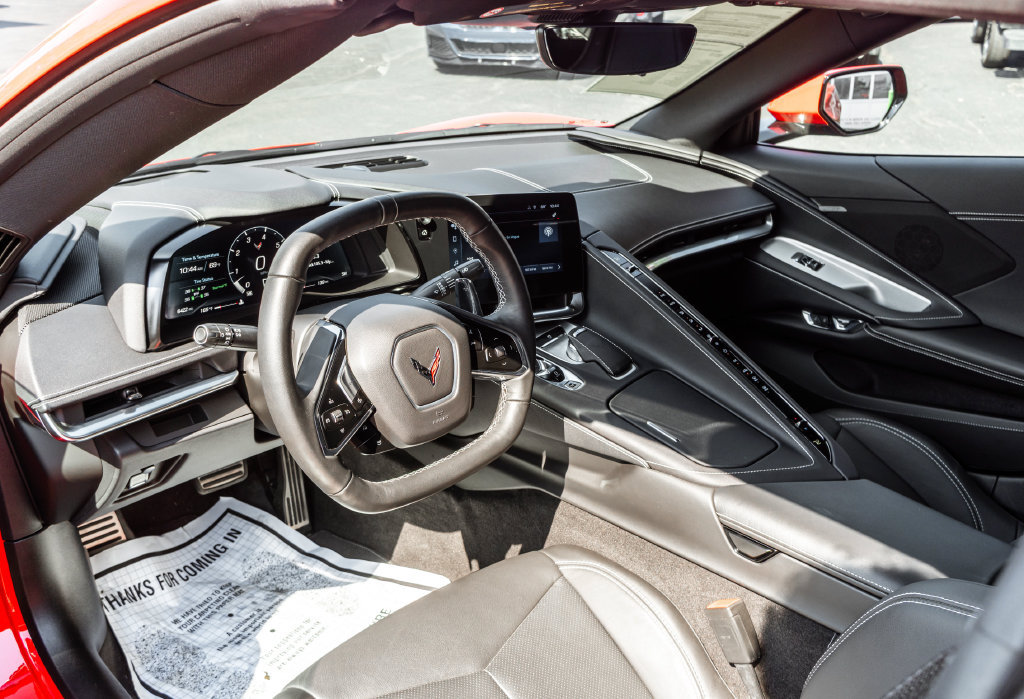Used 2024 Chevrolet Corvette Stingray Coupe w/ 1LT RWD image 8