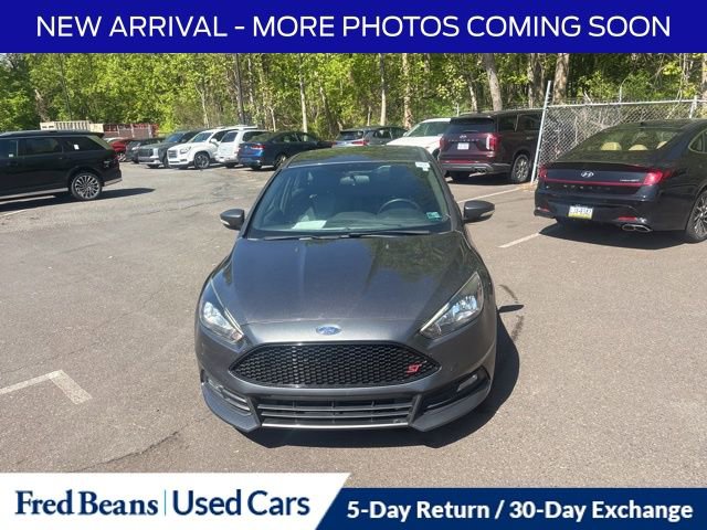 Used 2018 Ford Focus ST FWD video 2