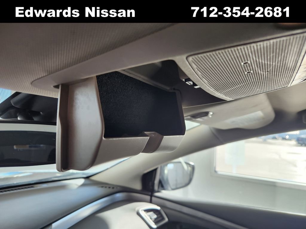 Used 2023 Nissan Murano S image 32