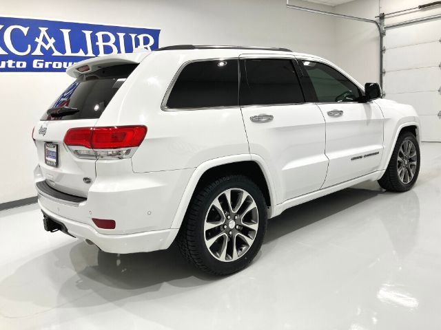 Used 2017 Jeep Grand Cherokee Overland w/ Jeep Active Safety Group image 19