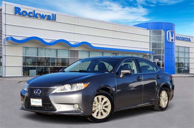 Used 2013 Lexus ES 300h image 1