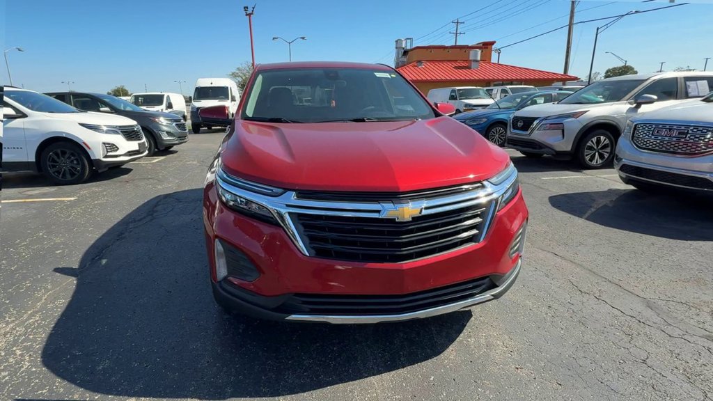 Used 2022 Chevrolet Equinox LT w/ LPO, Cargo Package FWD image 3