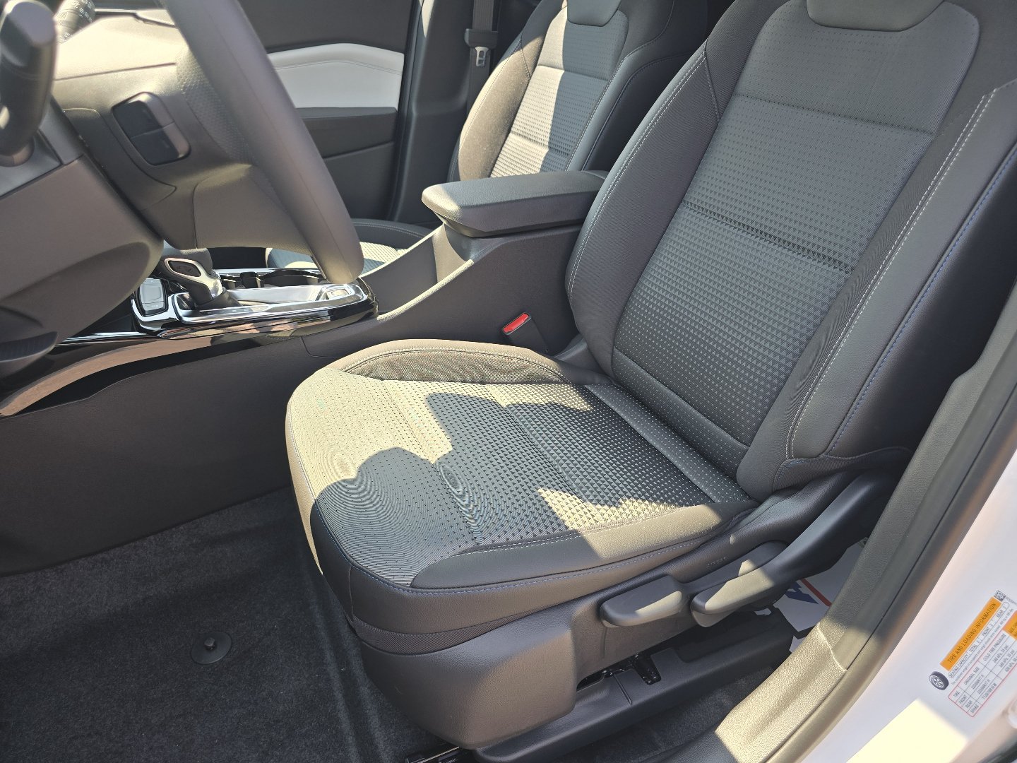 New 2026 Chevrolet Trax LT FWD image 11