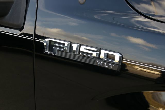 Used 2018 Ford F150 XLT w/ Equipment Group 302A Luxury image 9