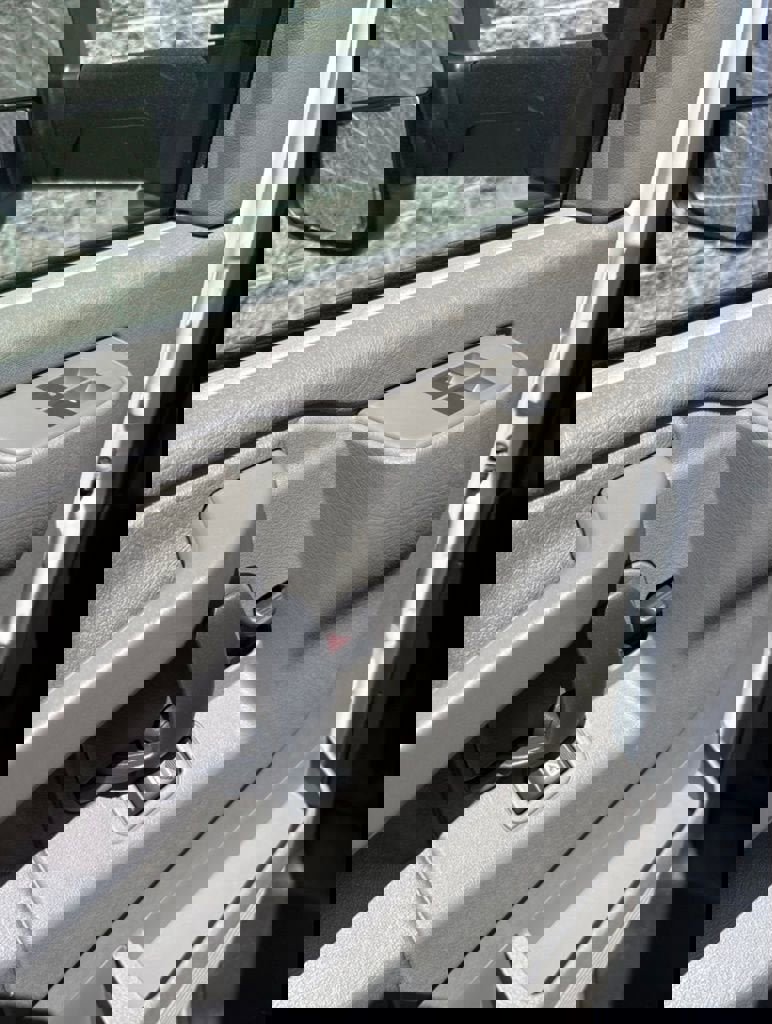 New 2025 Chevrolet Express 3500 w/ Power Convenience Package image 35