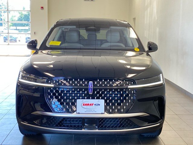 New 2026 Lincoln Nautilus Premier w/ Equipment Group 102A AWD/4WD image 3