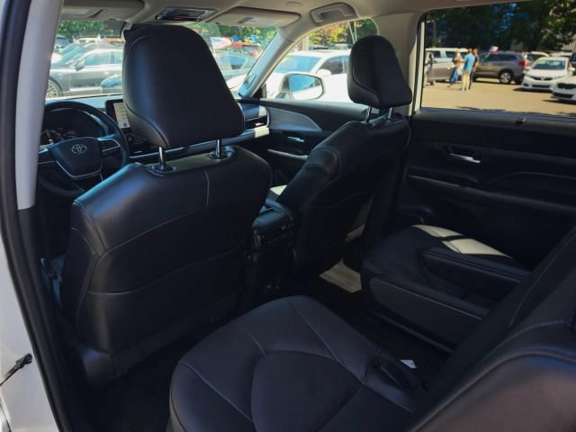 Used 2024 Toyota Grand Highlander AWD Hybrid image 50