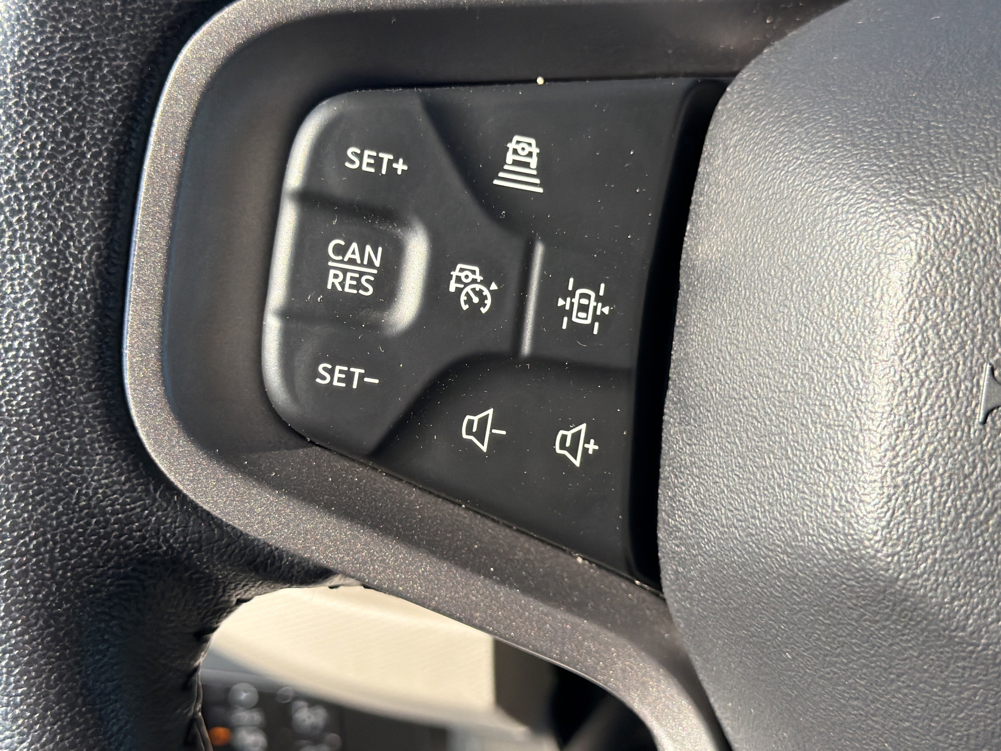 Used 2023 Ford Bronco Wildtrak image 18