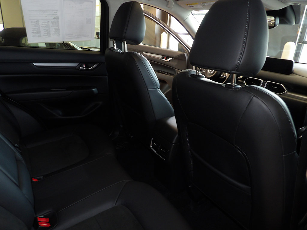 Used 2020 MAZDA CX-5 Touring AWD/4WD image 17