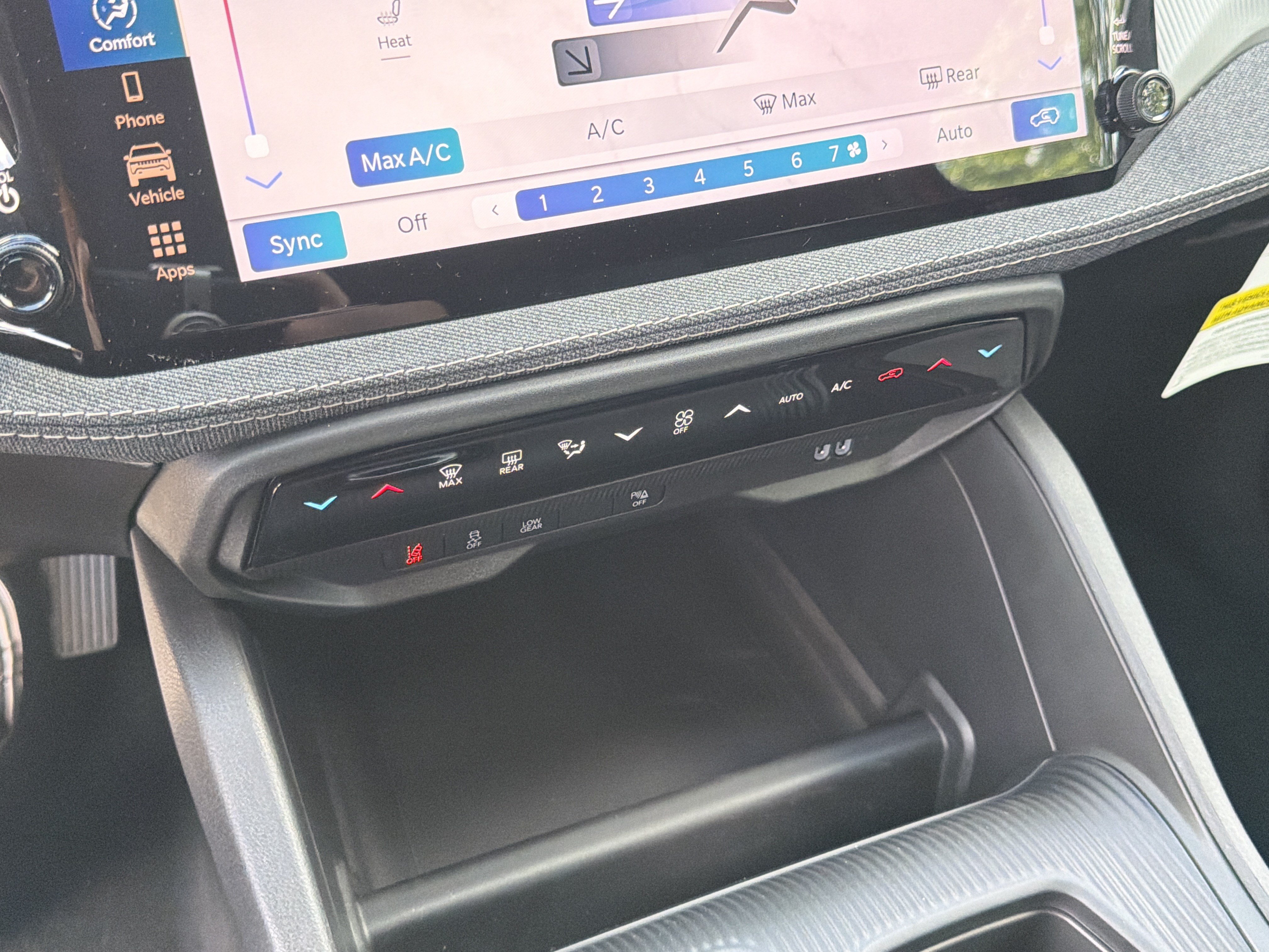 New 2026 Jeep Cherokee Laredo AWD/4WD image 35