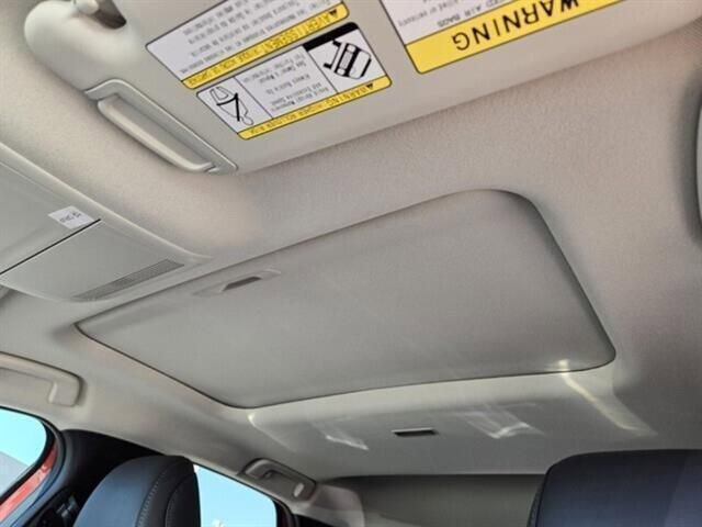 Used 2024 MAZDA CX-30 AWD 2.5 S w/ Preferred Package image 14