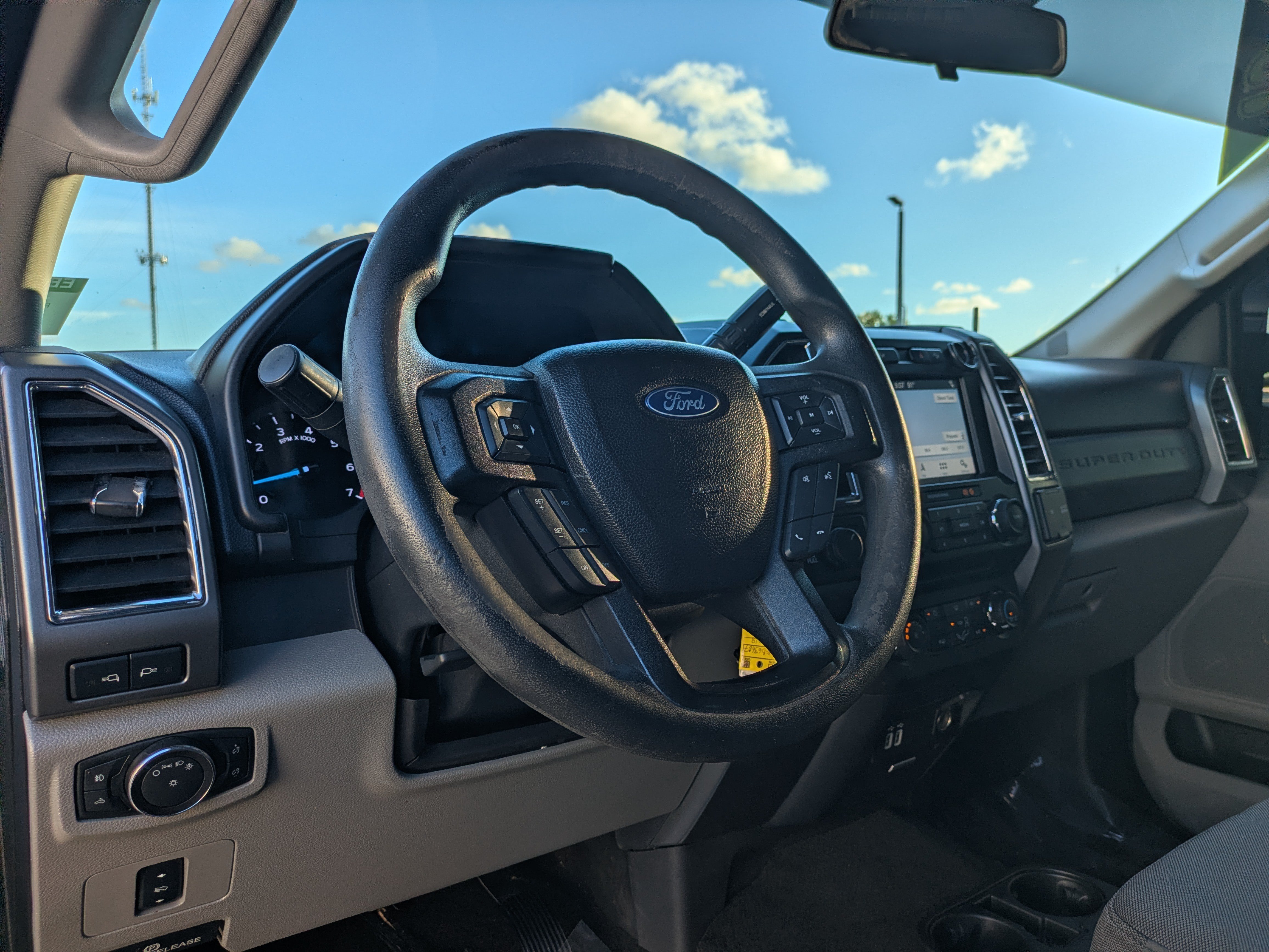 Used 2018 Ford F250 XLT w/ XLT Premium Package AWD/4WD image 30