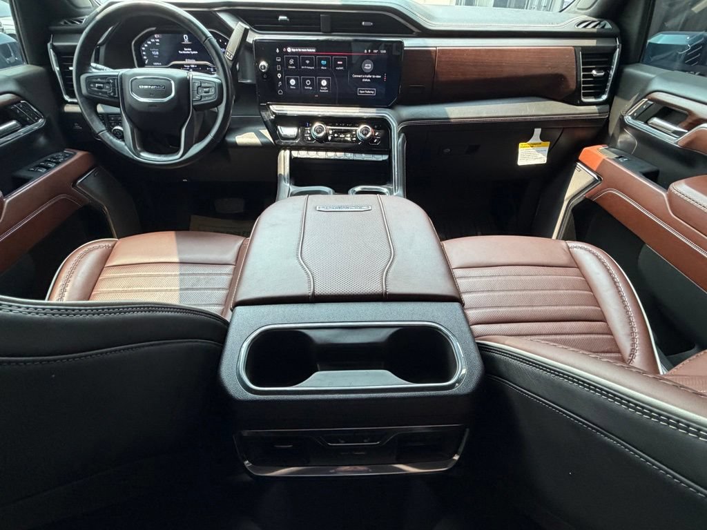 Used 2024 GMC Sierra 2500 Denali Ultimate AWD/4WD image 12