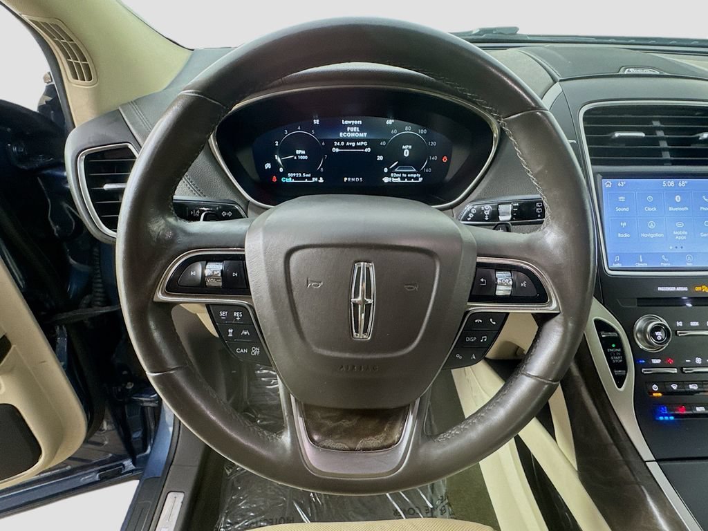 Used 2019 Lincoln Nautilus Reserve AWD/4WD image 13