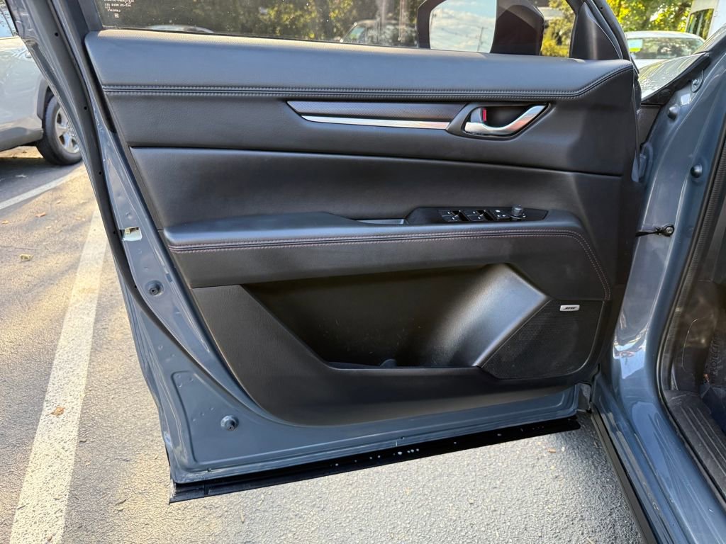 Used 2023 MAZDA CX-5 Carbon Edition image 19