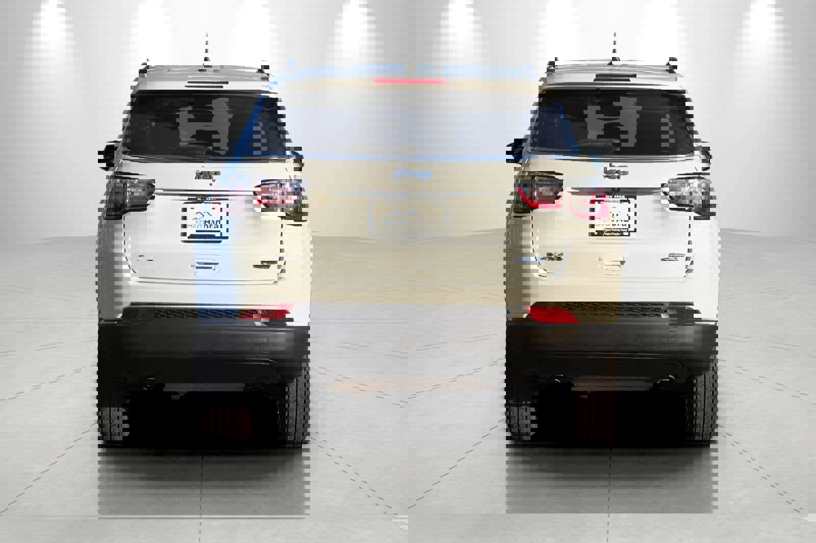 Used 2024 Jeep Compass Latitude image 7