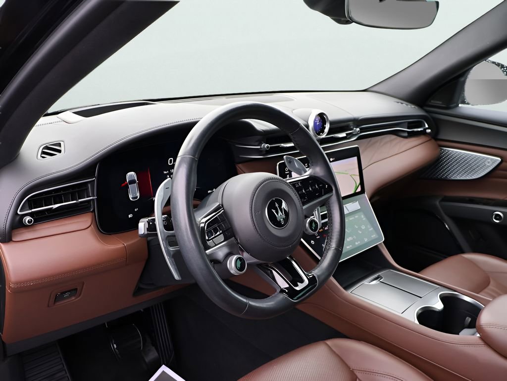Used 2023 Maserati Grecale GT AWD/4WD image 19
