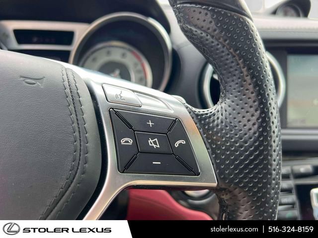 Used 2014 Mercedes-Benz SL 550 image 24