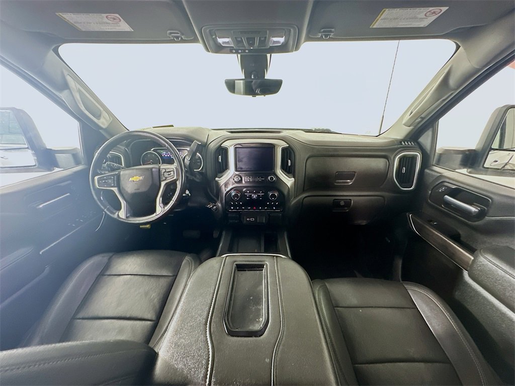 Used 2021 Chevrolet Silverado 2500 LTZ w/ LTZ Premium Package image 9