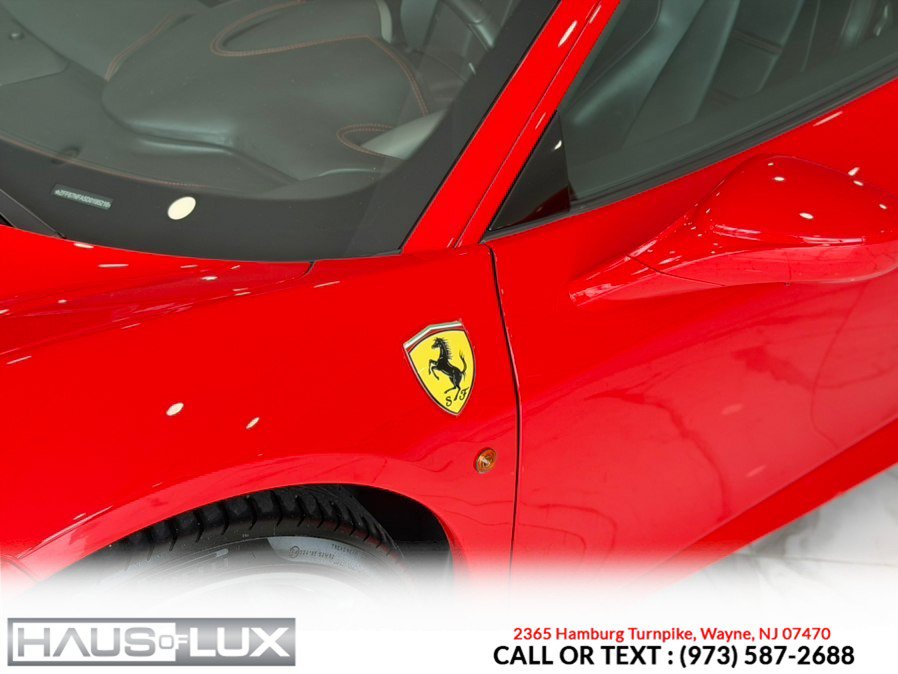 Used 2013 Ferrari 458 Italia Coupe RWD image 13