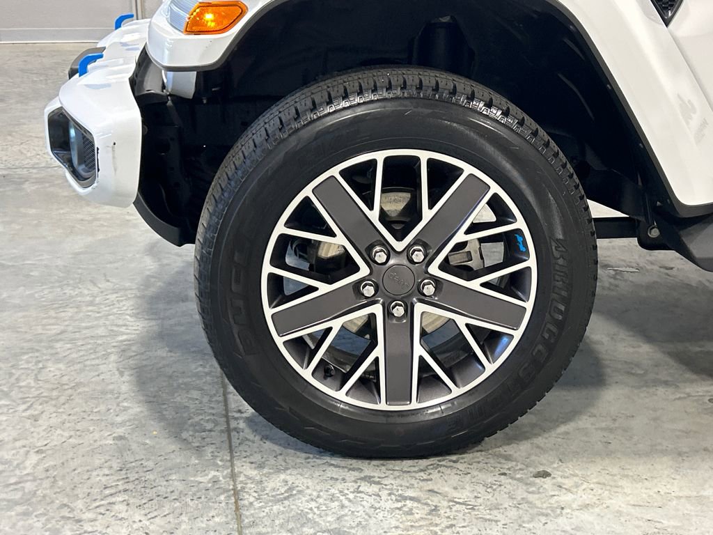 Used 2022 Jeep Wrangler Unlimited Sahara image 11