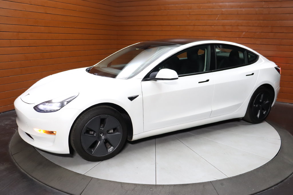 Used 2023 Tesla Model 3 Standard Range RWD image 8