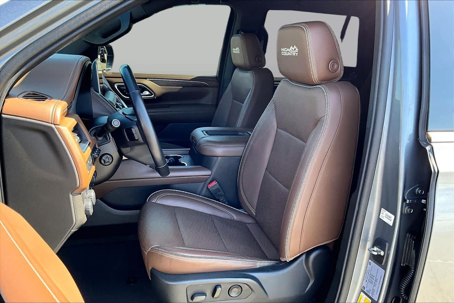 Used 2021 Chevrolet Tahoe High Country RWD image 7