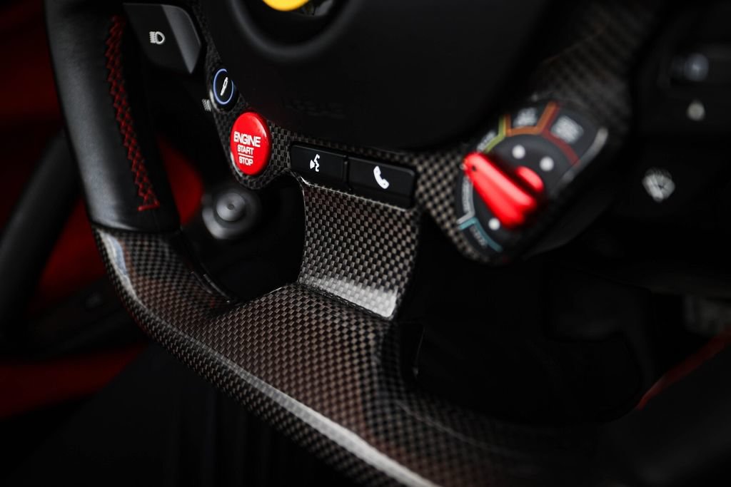Certified 2022 Ferrari 812 GTS RWD image 38