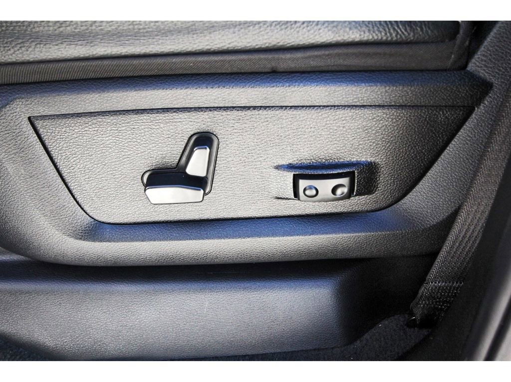 Used 2024 RAM 3500 Limited image 29