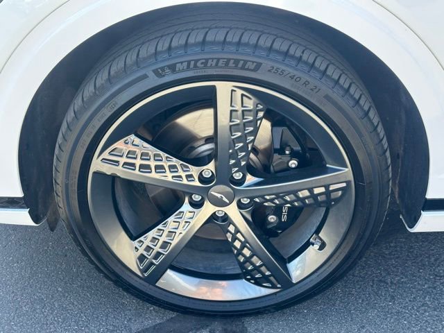 Used 2022 Genesis GV70 3.5T Sport w/ Sport Prestige Package AWD/4WD image 13