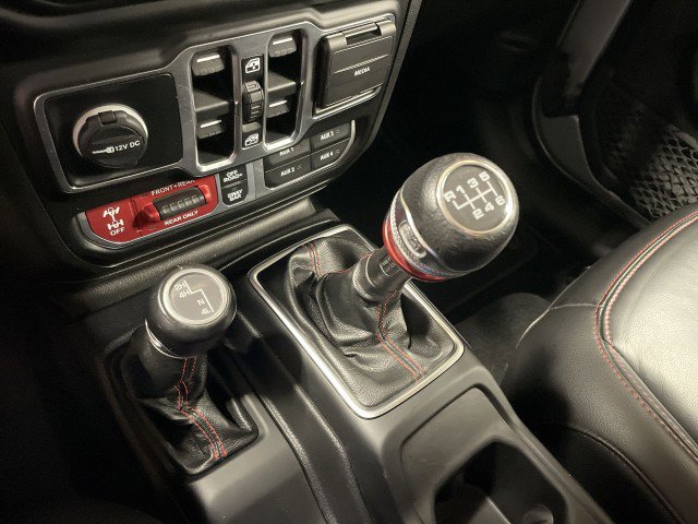 Used 2021 Jeep Wrangler Unlimited Rubicon AWD/4WD image 35