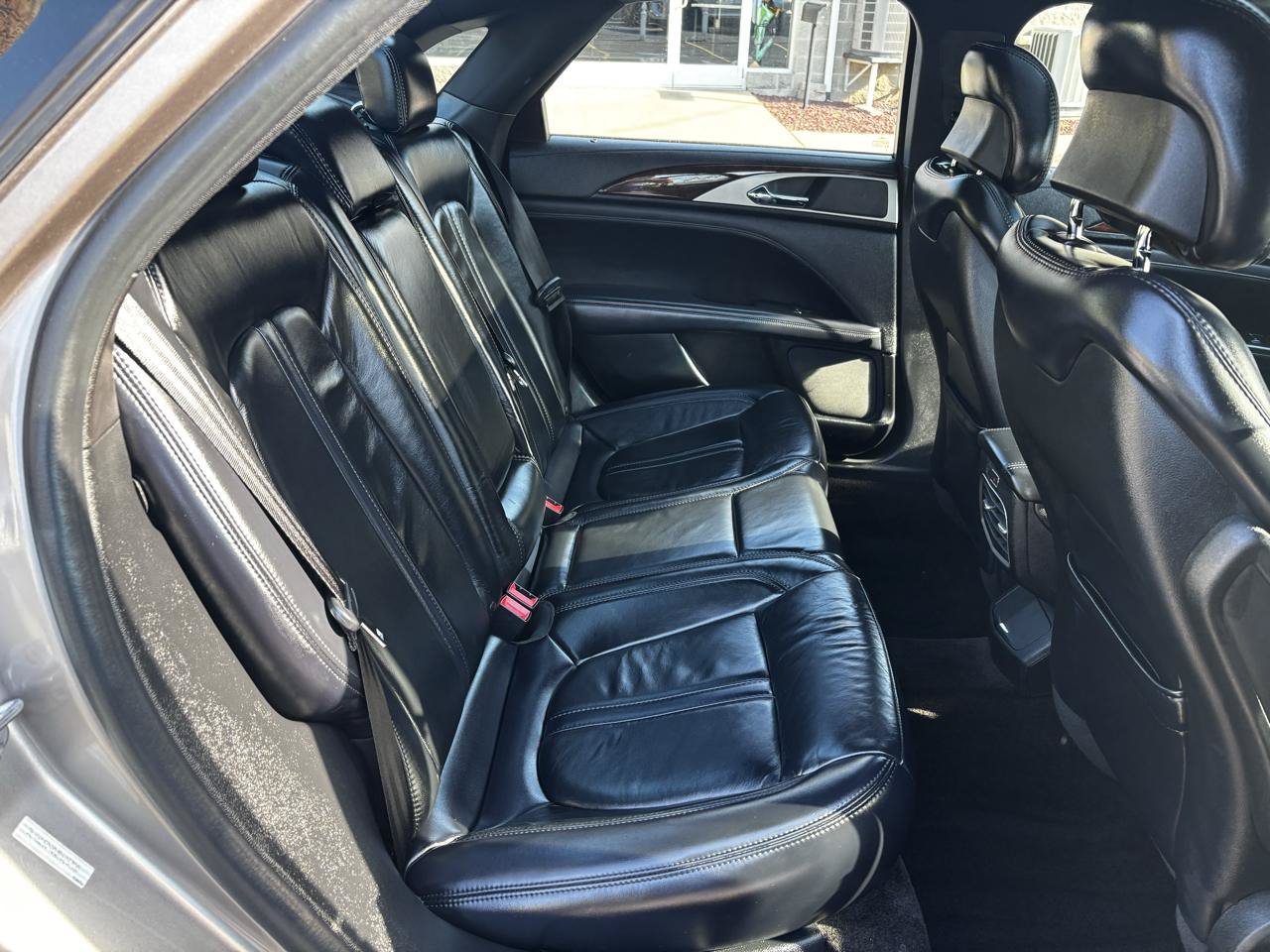 Used 2018 Lincoln MKZ Select w/ Select Plus Package AWD/4WD image 22