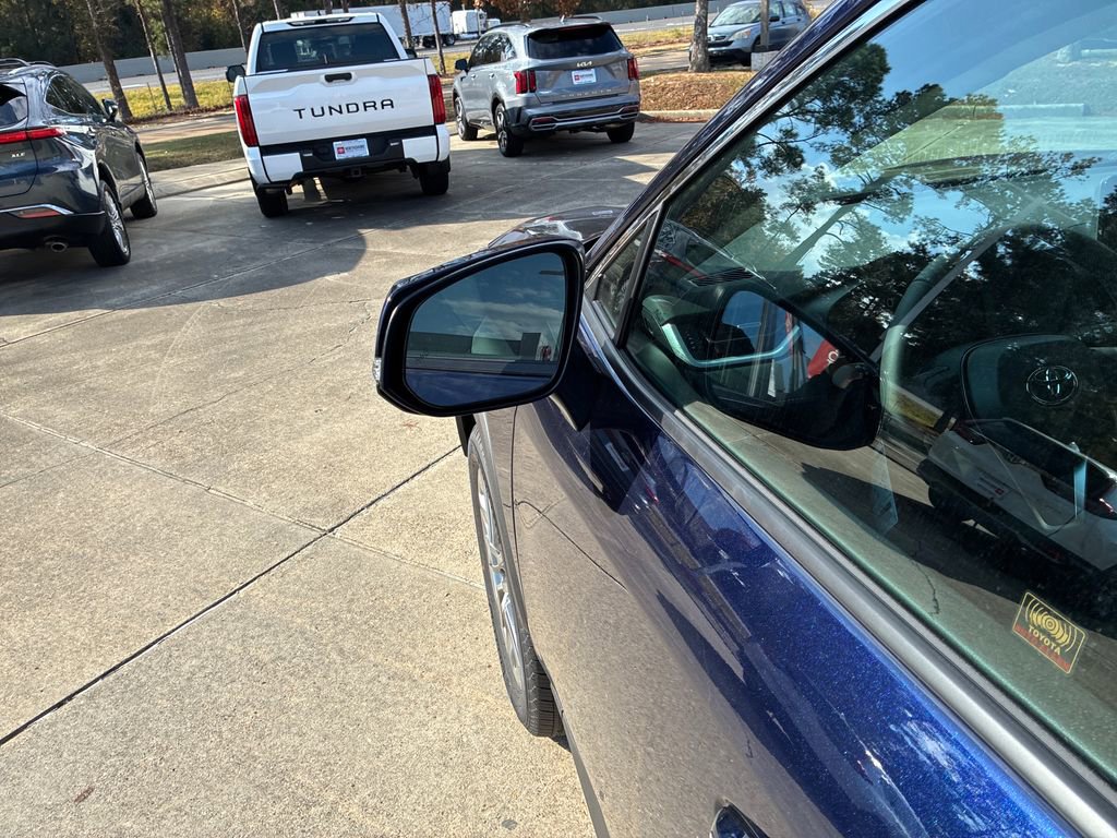 New 2025 Toyota RAV4 Limited image 14