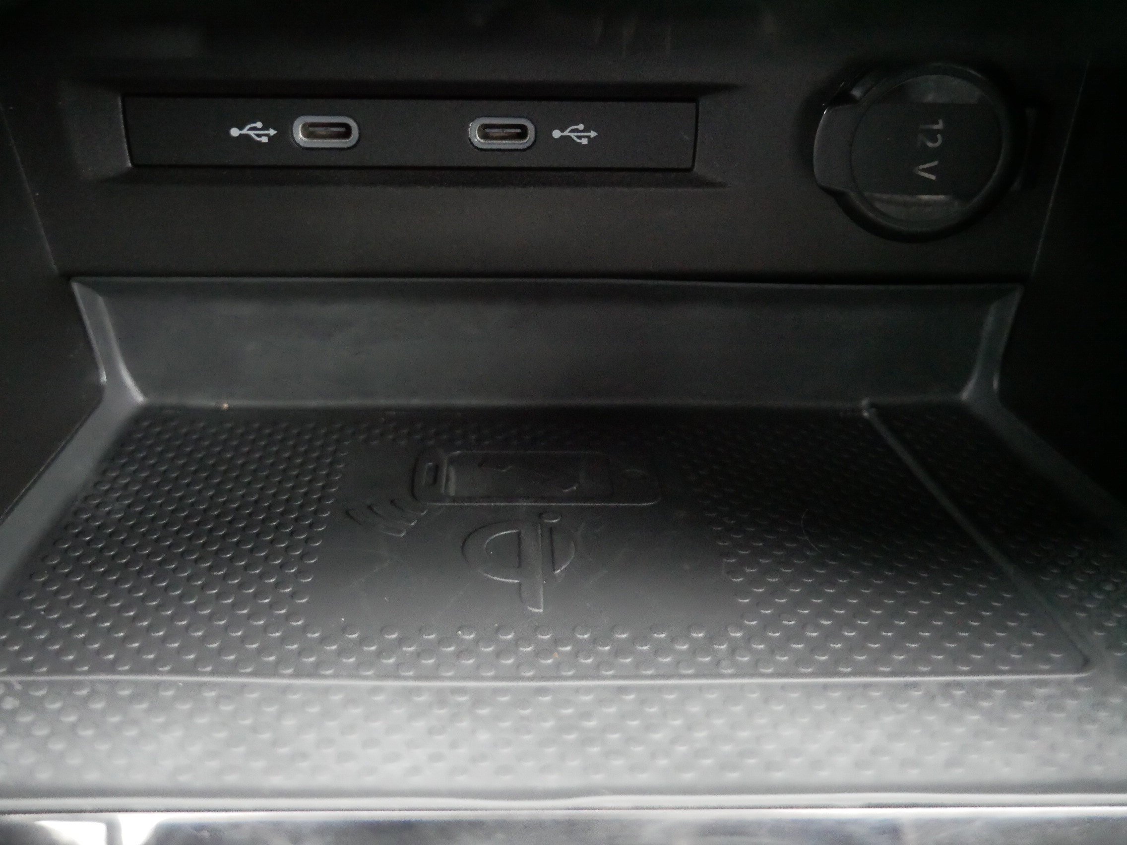 Used 2023 Volkswagen Taos SEL image 31