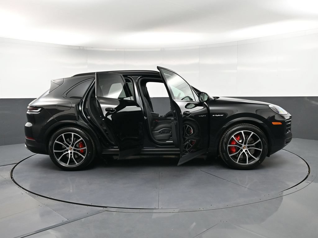 New 2026 Porsche Cayenne S AWD/4WD image 36