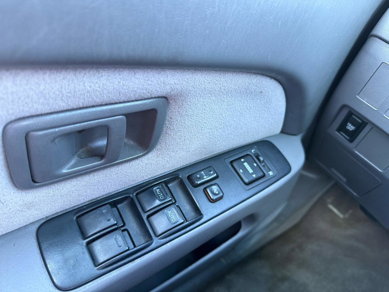 Used 2002 Toyota 4Runner SR5 RWD image 20