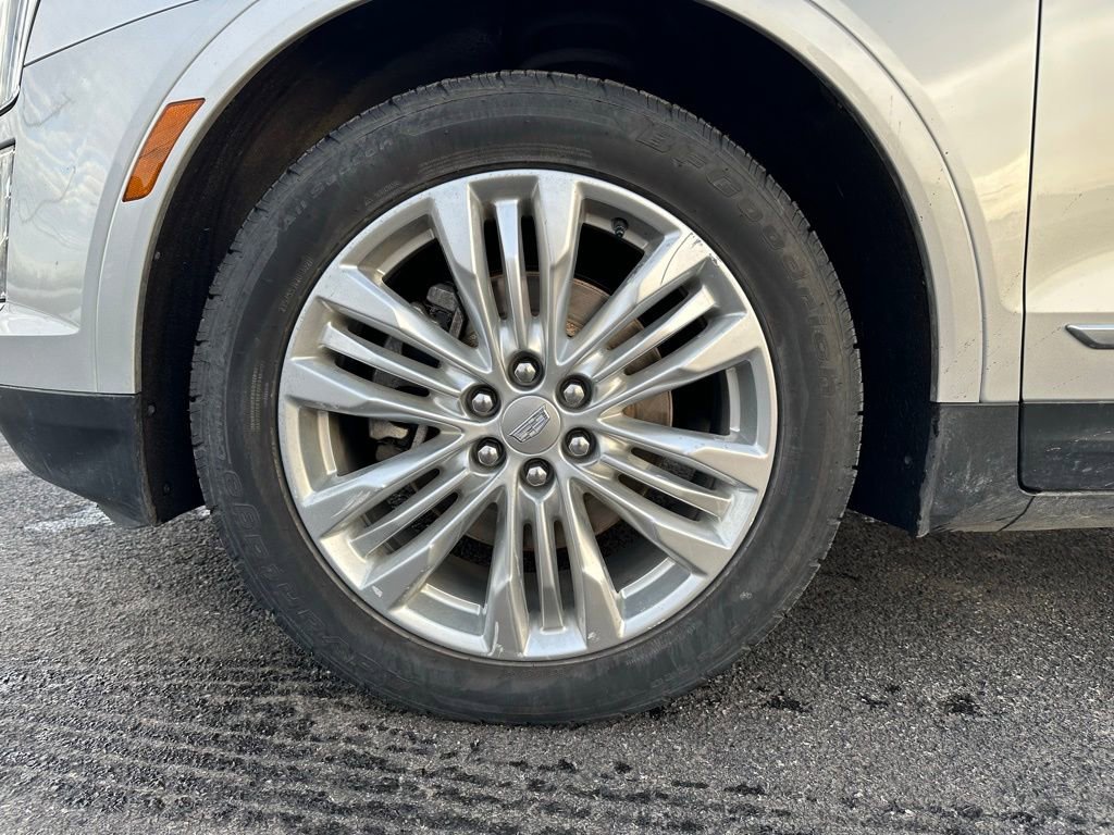 Used 2019 Cadillac XT5 Premium Luxury image 12