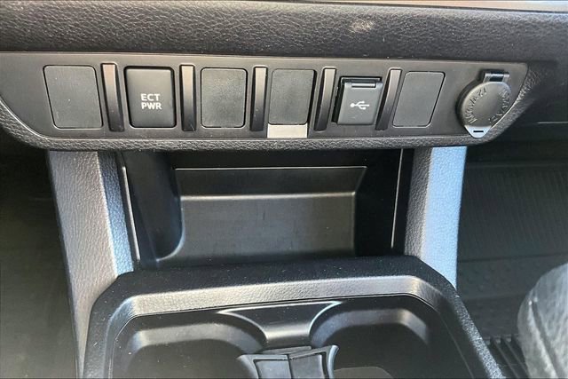 Used 2021 Toyota Tacoma SR w/ SR Convenience Package image 33