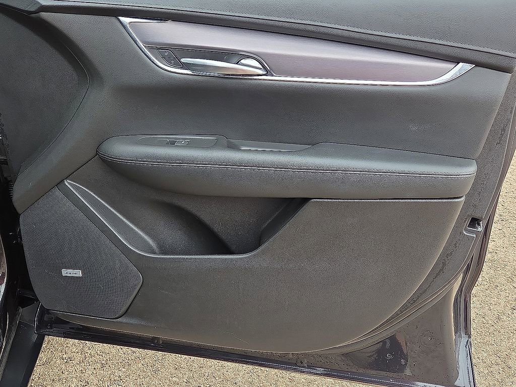 Used 2020 Cadillac XT5 Luxury w/ LPO, Floor Liner Package image 16